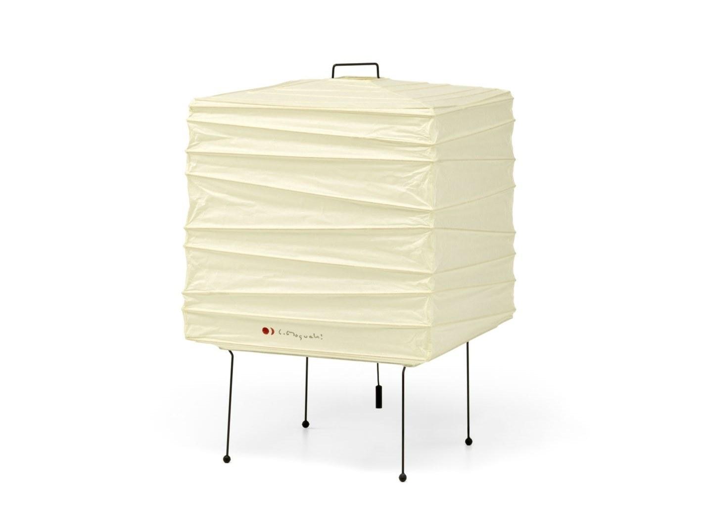 Japanese paper table lamp | Akari 3x by Vitra