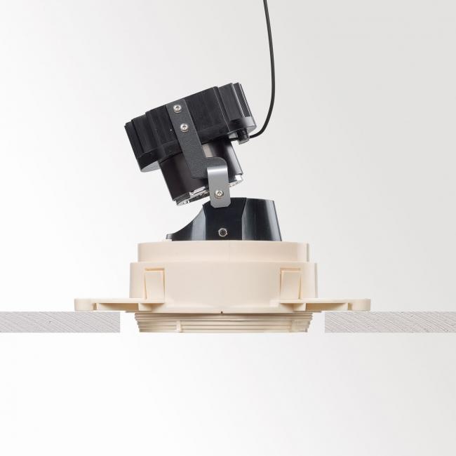 LED adjustable recessed spotlight | Imax Trimless by Delta light