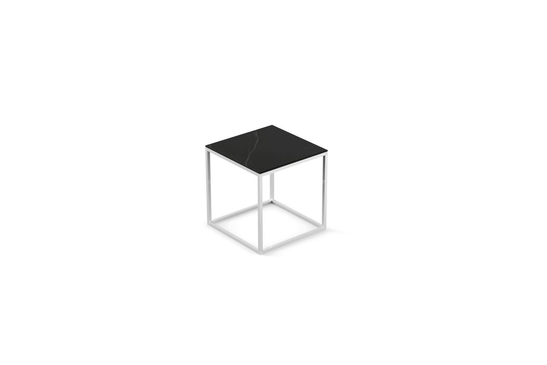 Low square garden side table | Pixel by Vondom