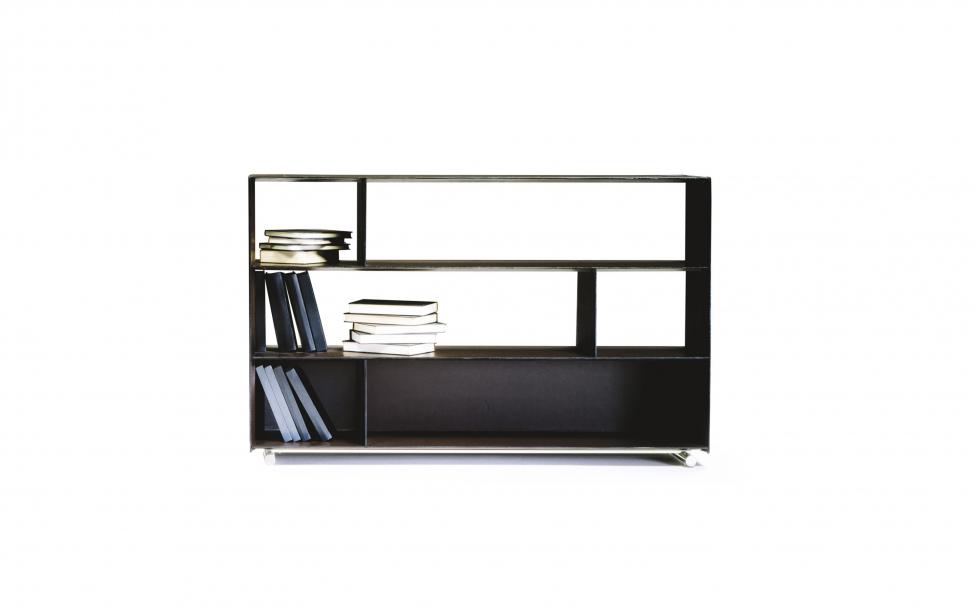 Open metal bookcase | Groundpiece by Flexform