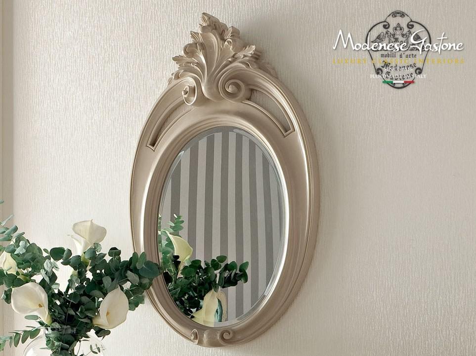 Baroque wall-mounted framed oval mirror | 13676 by Modenese Gastone