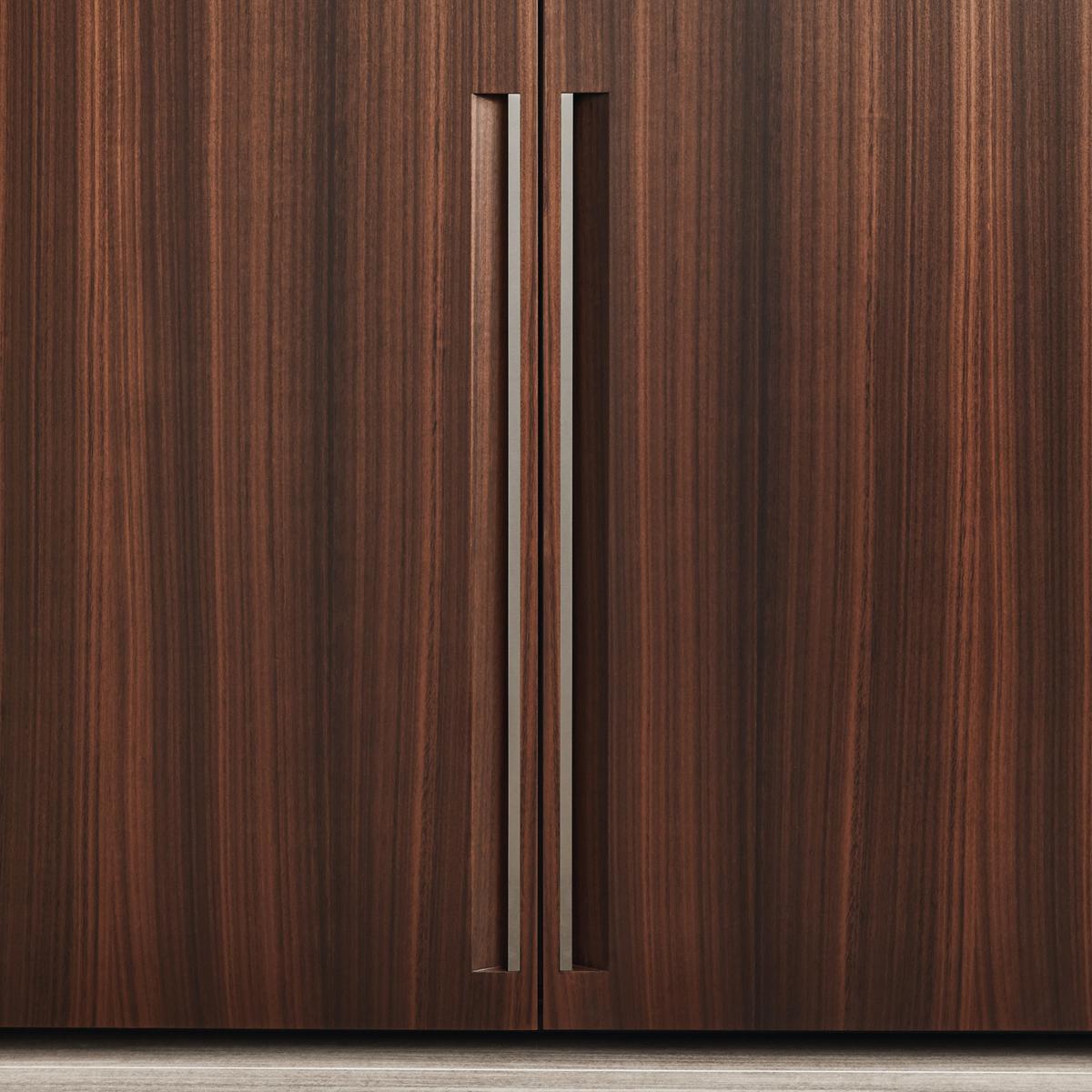 Hinged wooden cabinet door for wardrobes | Gliss Master Niche by Molteni