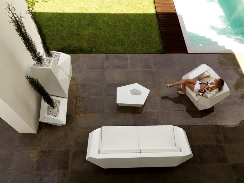Low garden side table | Faz by Vondom