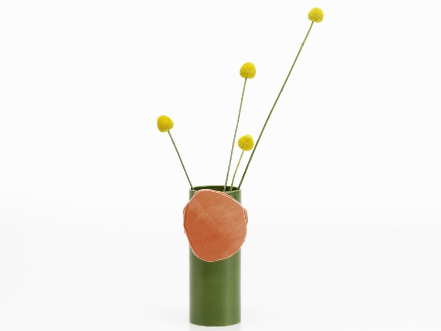 Handmade clay vase | Disque by Vitra
