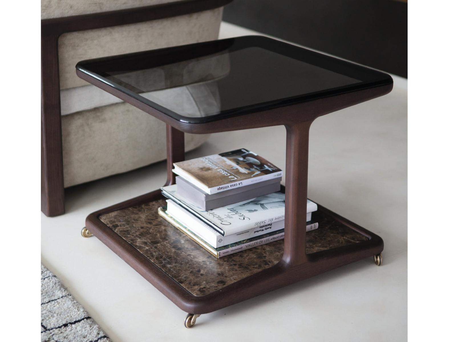 Square wooden coffee table with castors | Script by Porada
