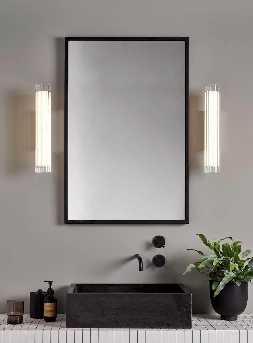 LED glass wall light | Io 420 by Astro lighting