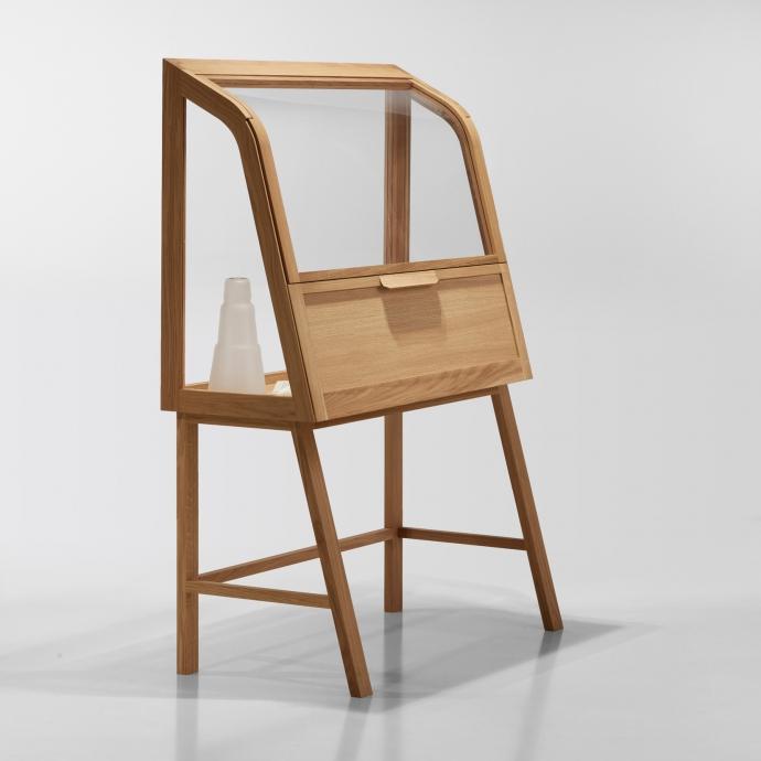 Wooden secretary desk with flap doors | Secretello by Molteni
