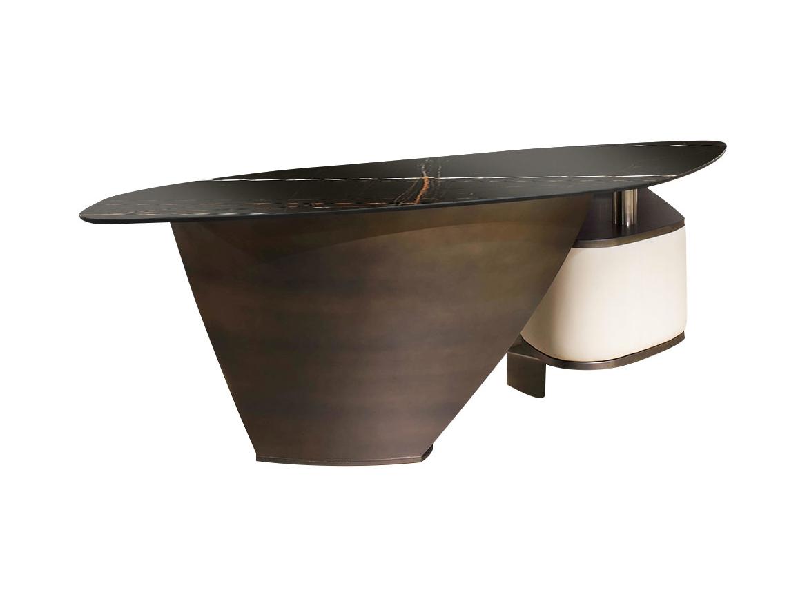 Oval office desk | Vele by Reflex