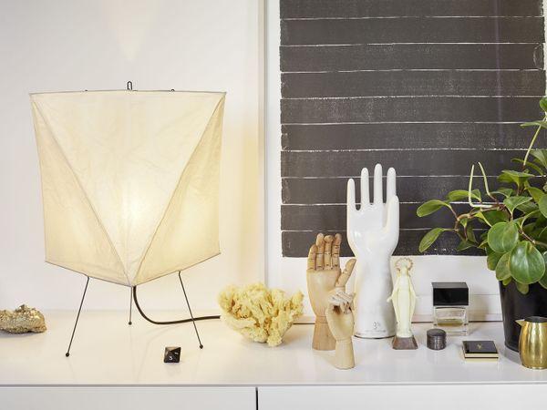 Japanese paper table lamp | Akari Ya2 by Vitra