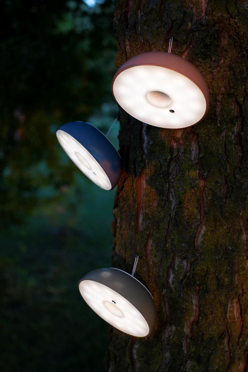 Multifunctional portable wall lamp | Float by Axolight