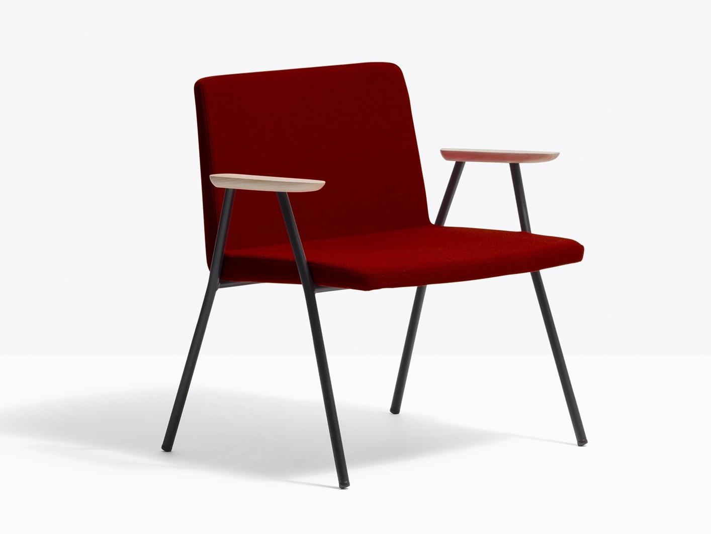 Upholstered fabric easy chair | Osaka Metal 5729 by Pedrali