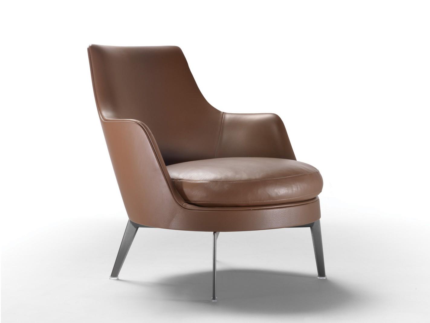 Leather armchair with armrests | Guscio by Flexform