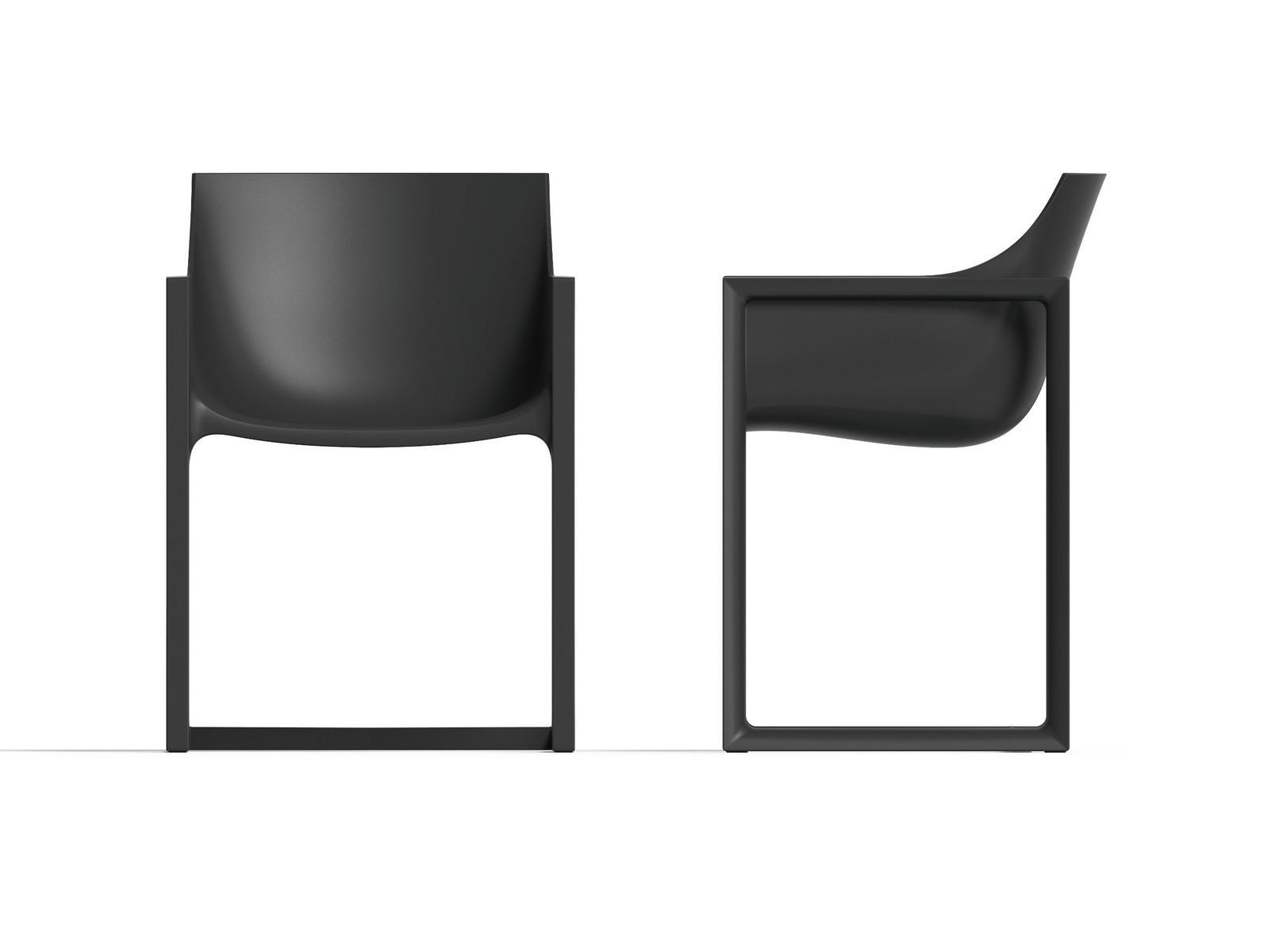 Sled base garden chair with armrests | Wall Street by Vondom