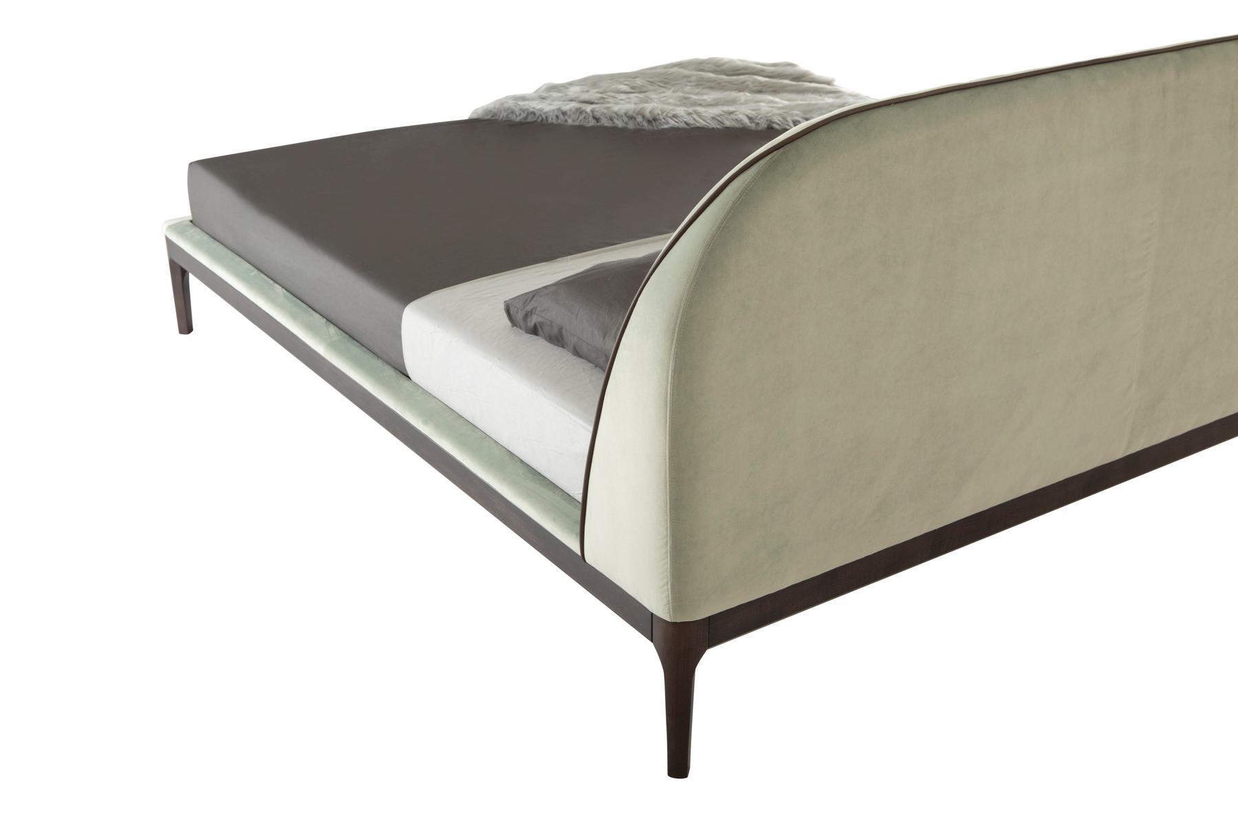 Velvet double bed with upholstered headboard | Bernini by Tonin Casa