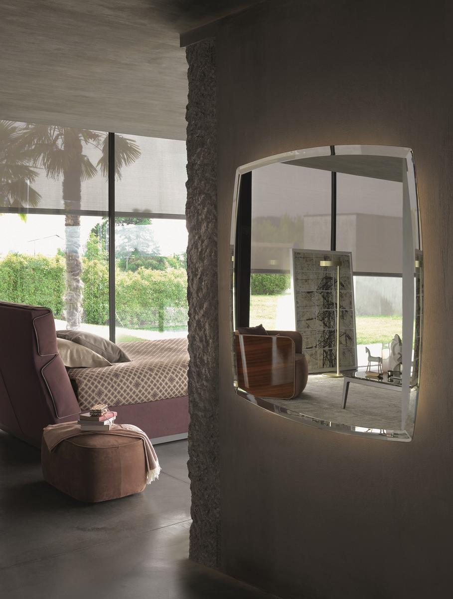 Wall-mounted mirror | Olivier by Flou