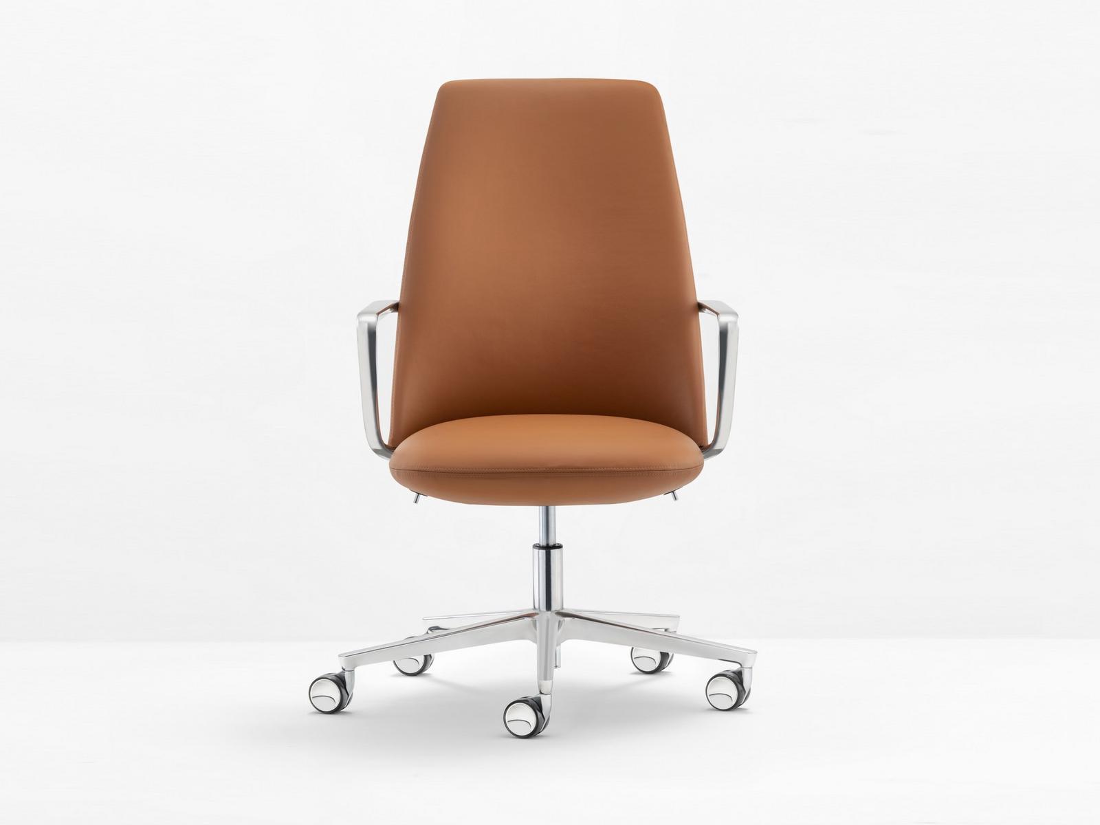 Executive chair with 5-spoke base | Elinor 3755 by Pedrali