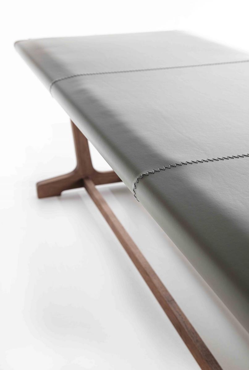 Upholstered solid wood bench | Archè by Frigerio