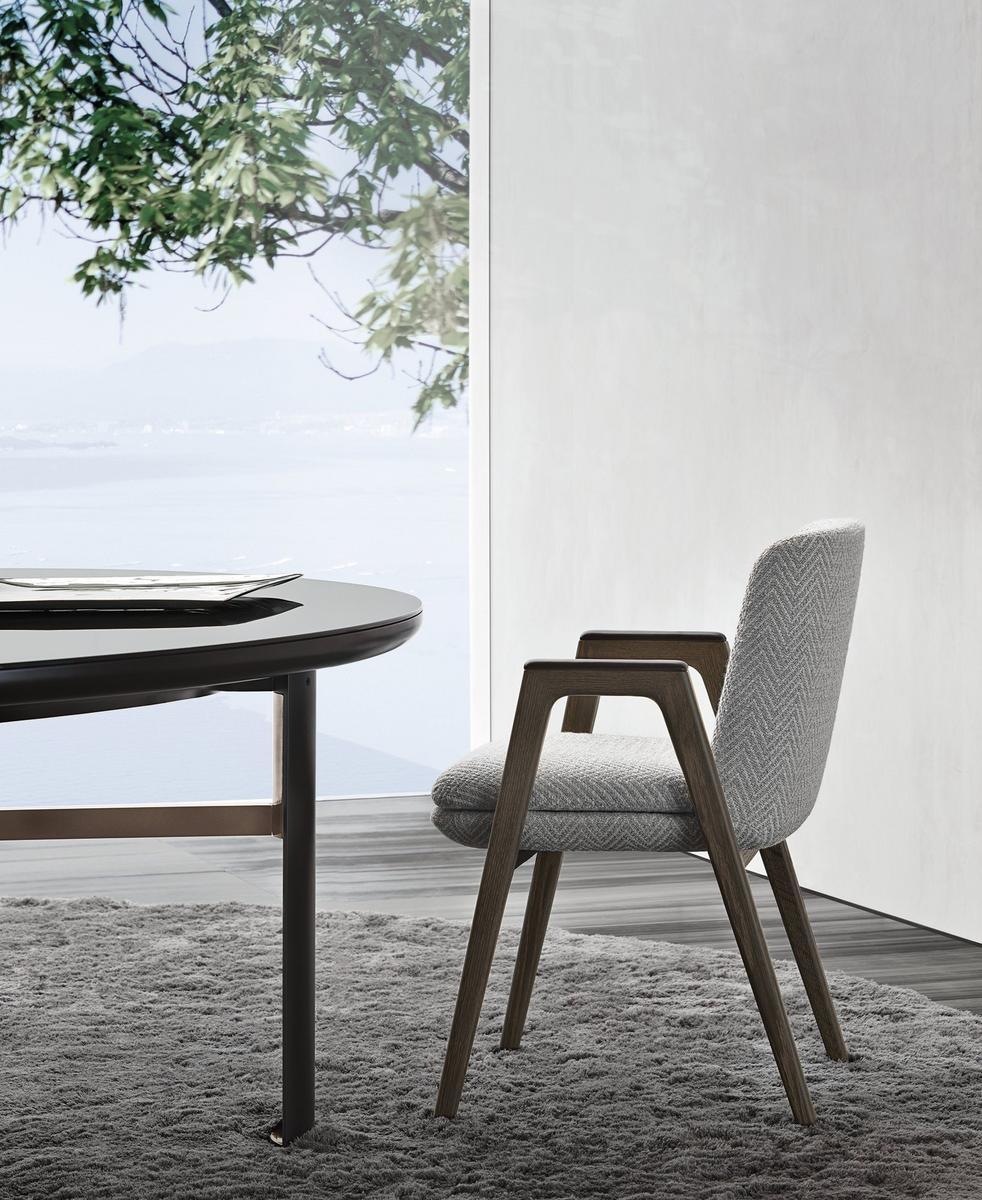 Chair | Lance by Minotti