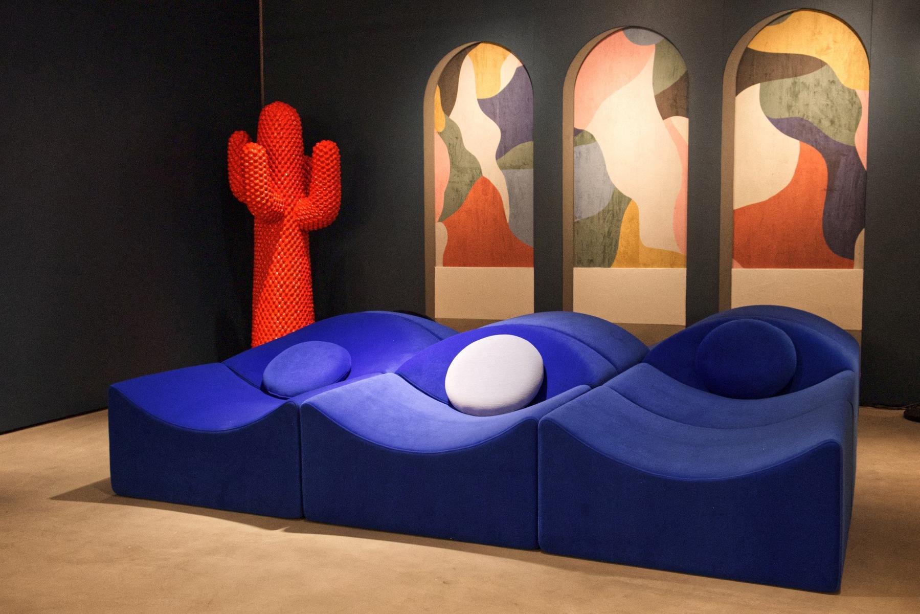 Modular fabric sofa | Asmara by Ligne Roset