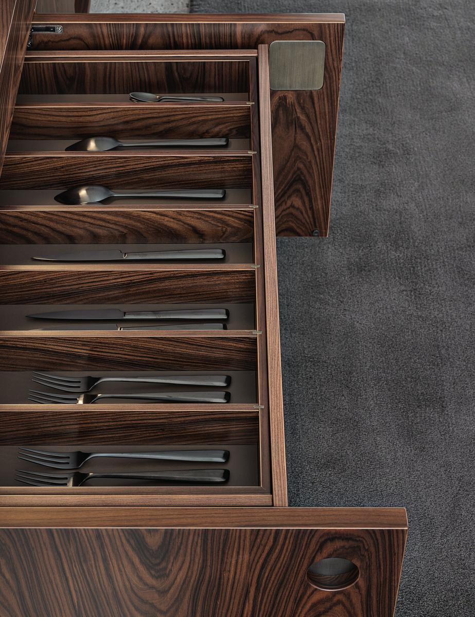 Sideboard with doors | Boteco by Minotti