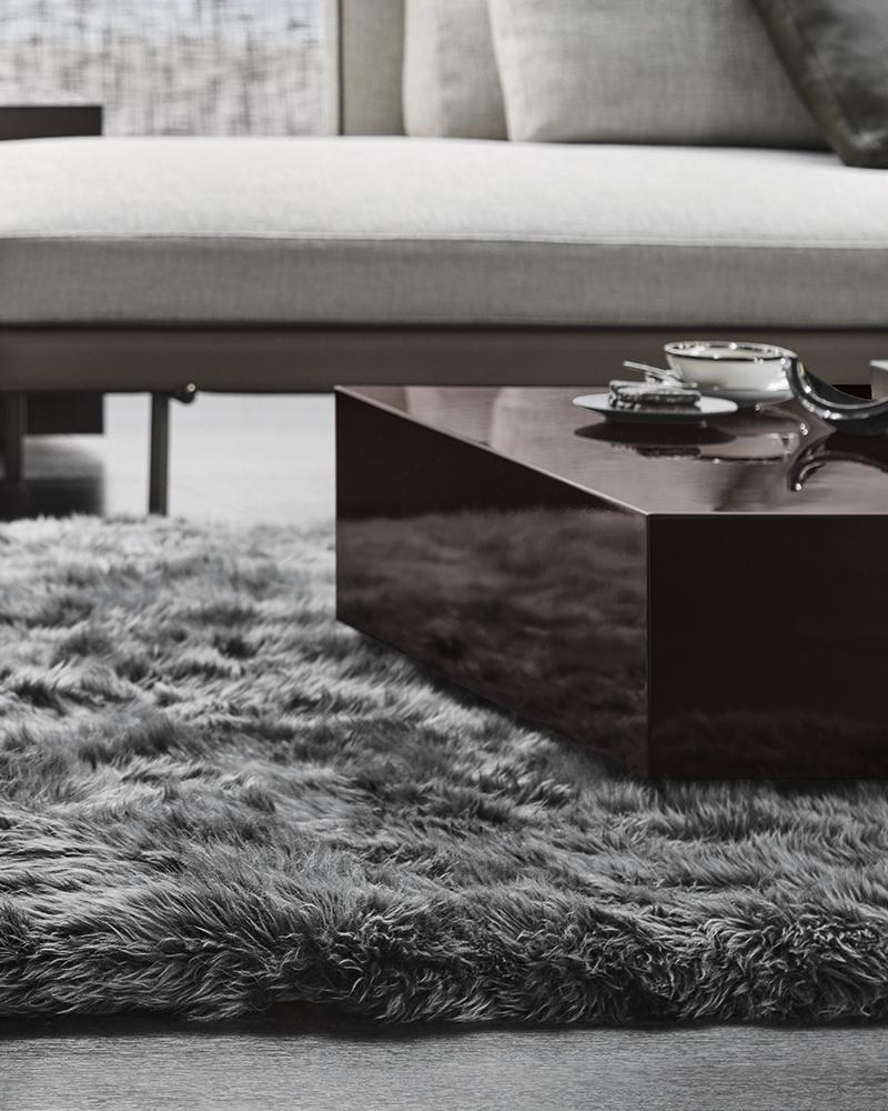 Long pile rug | Alps by Minotti