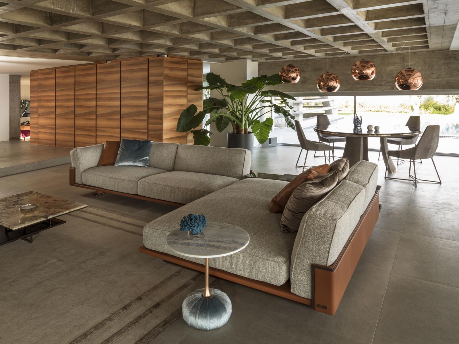 Corner velvet sofa | Ritual by Longhi