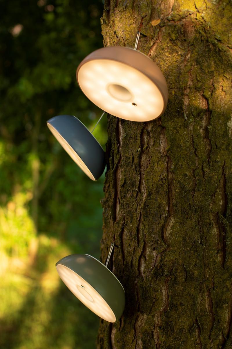 Multifunctional portable wall lamp | Float by Axolight