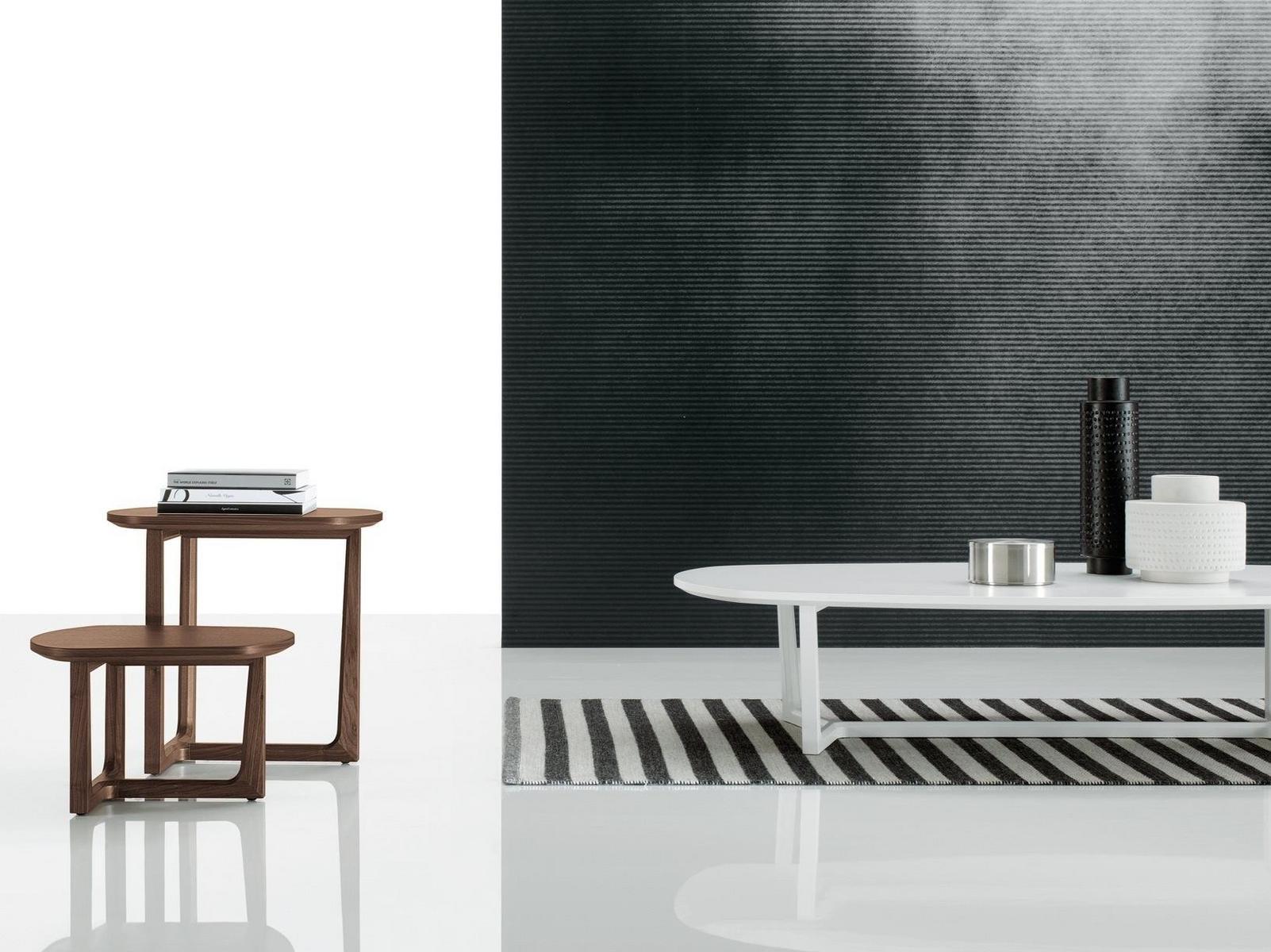 Low wooden coffee table for living room | Tridente by Poliform