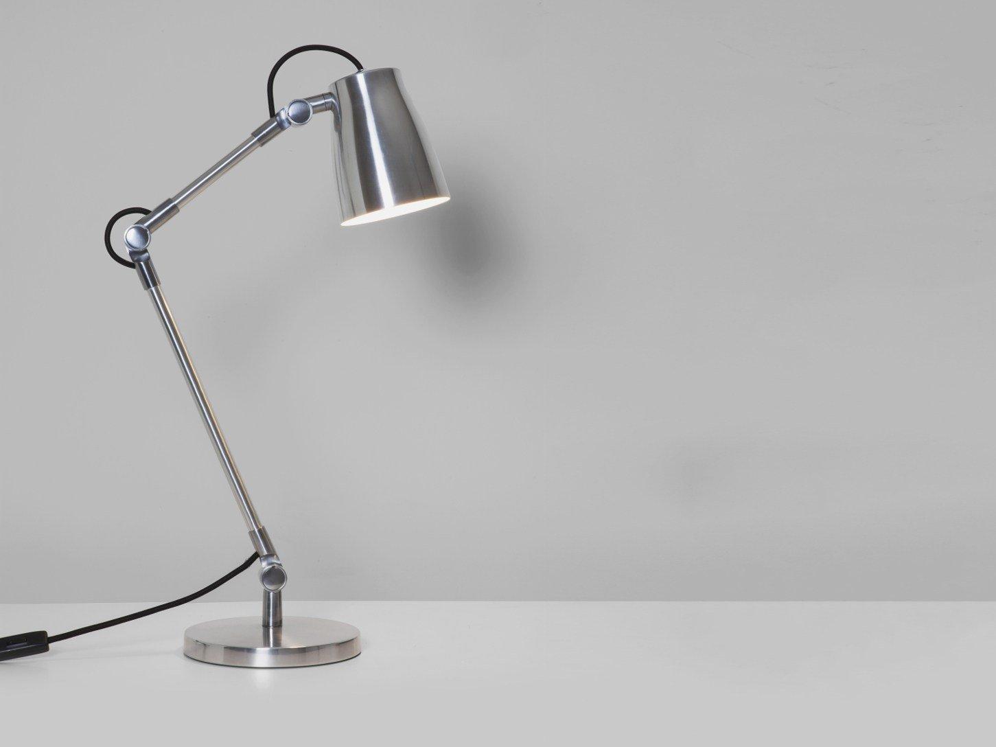 LED aluminium desk lamp | Atelier Desk Base by Astro lighting