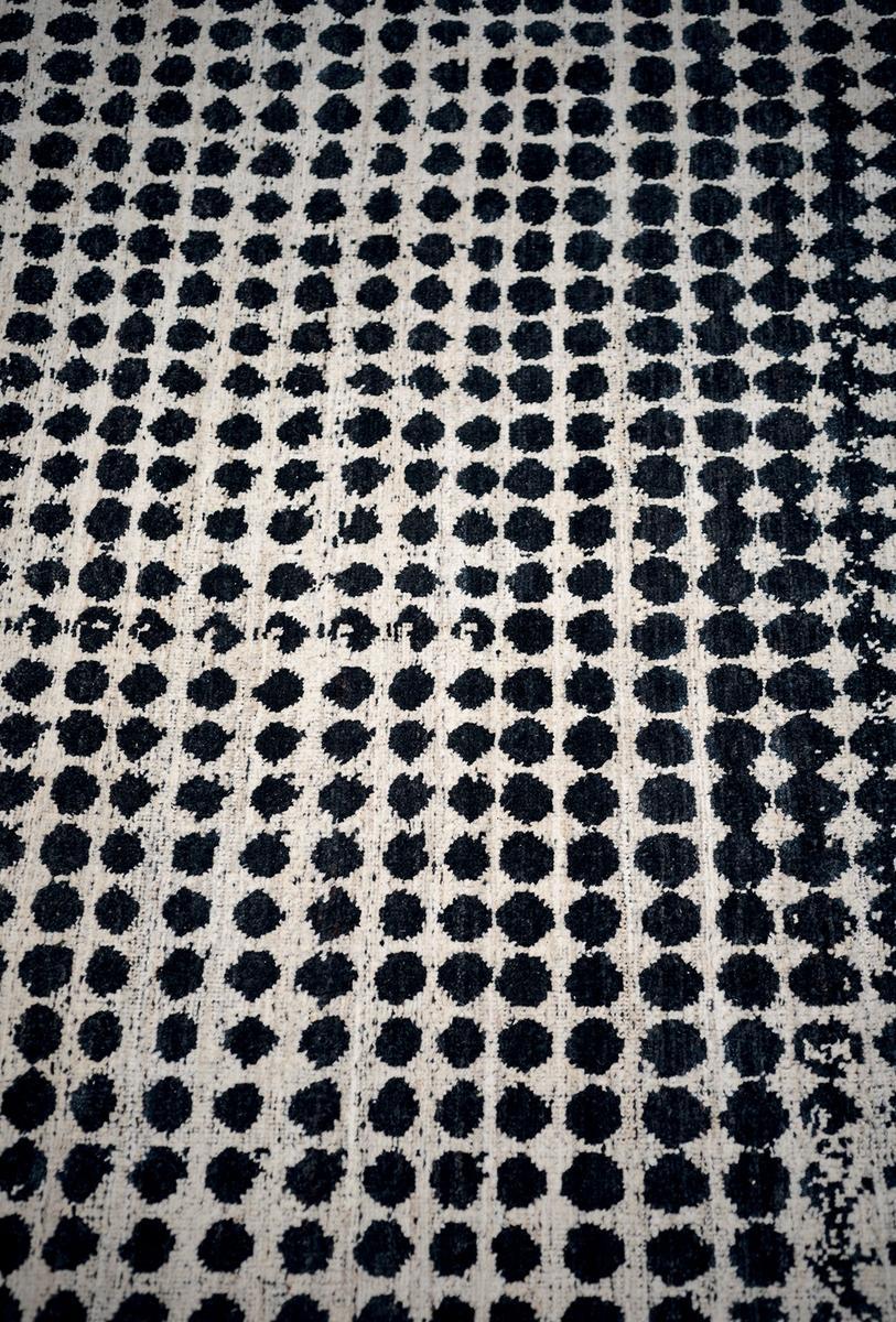 Handmade rectangular rug | Scarlet Pois by Baxter