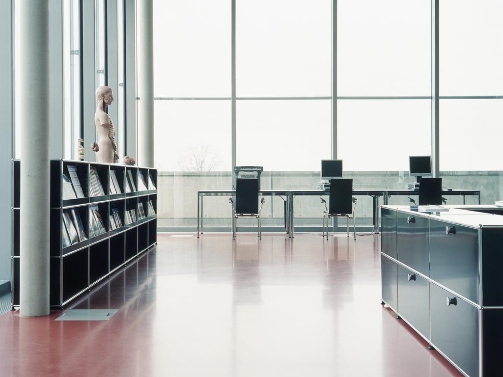 Rectangular laminate workstation desk | Haller Table For Shared Workstations by USM