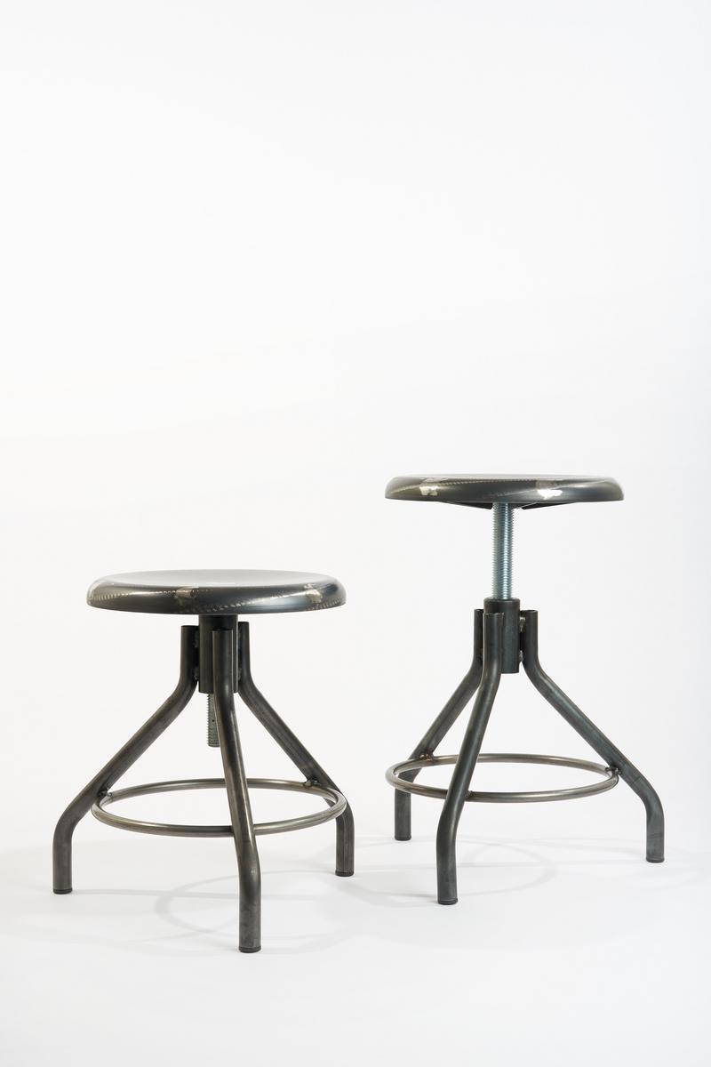 Height-adjustable swivel iron stool | Jooke by Zava