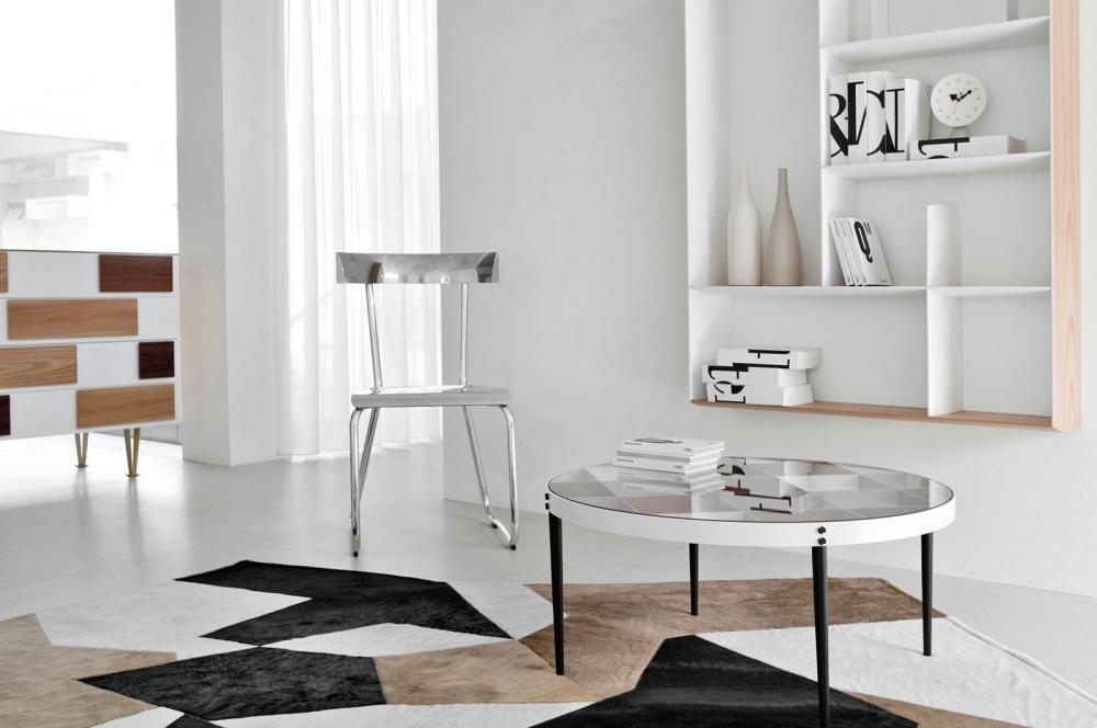 Sled base aluminium chair | D.235.1 by Molteni