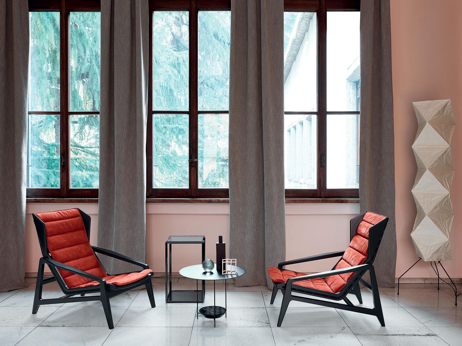 Ergonomic armchair with armrests | D.156.3 by Molteni