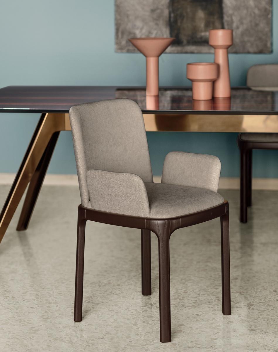 Upholstered leather chair | Inari by Pianca