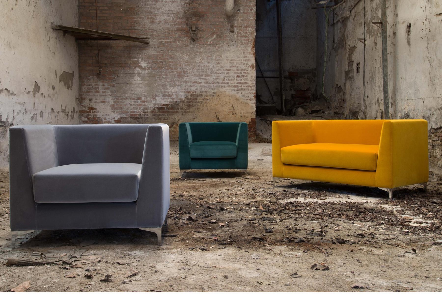 Upholstered armchair with armrests | Lincoln by Domingo salotti