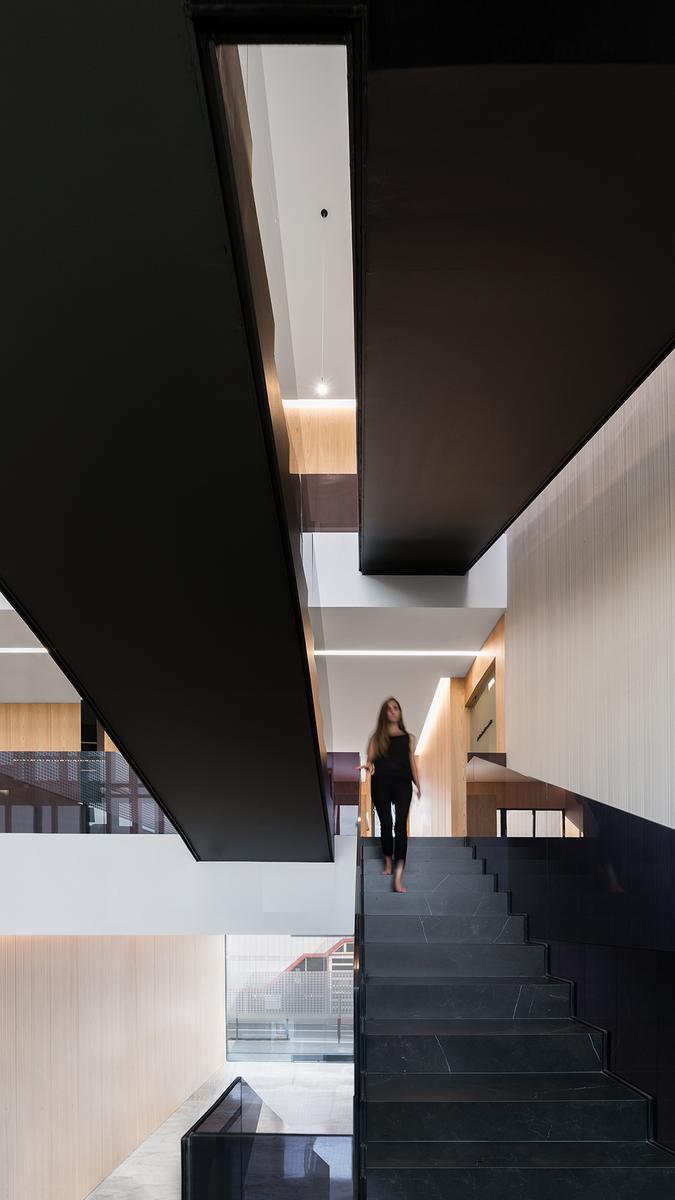 Linear lighting profile for LED modules | Fifty Ho Trimless Custom by Arkoslight