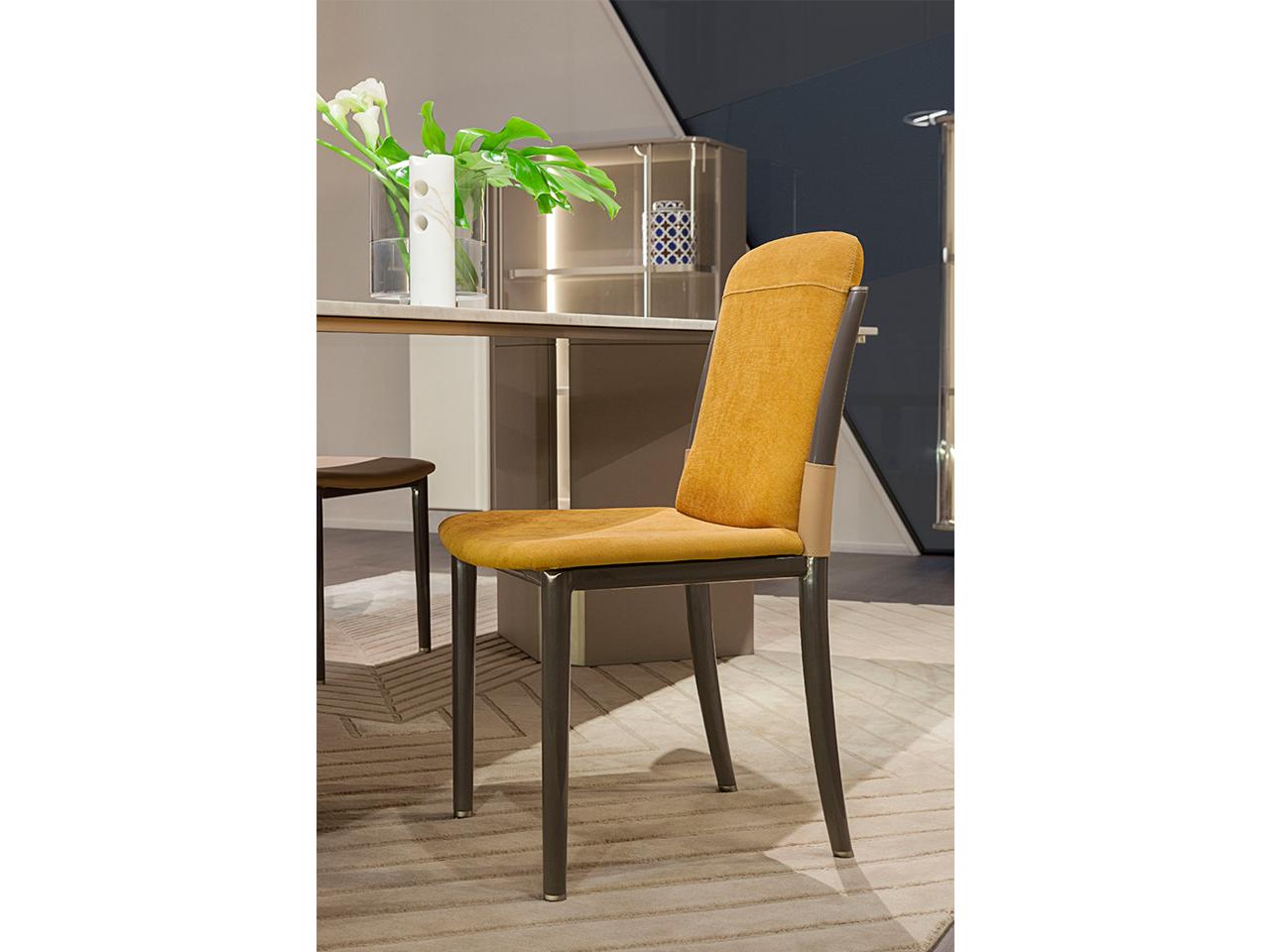 Fabric chair with integrated cushion | Zero by Turri