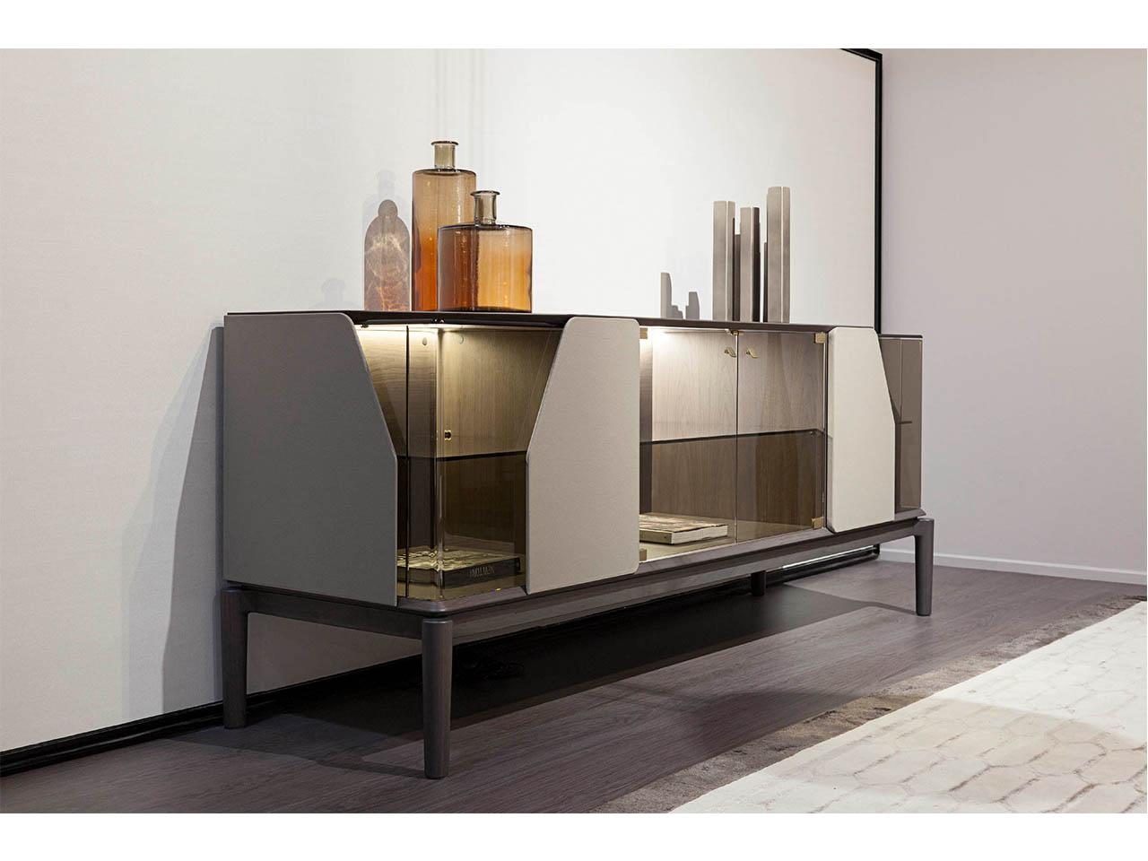 Wood and glass sideboard with doors with integrated lighting | Vine by Turri