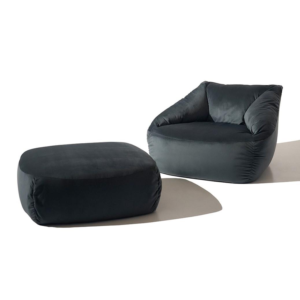 Fabric bean bag with armrests | Botero by Mantellassi 1926