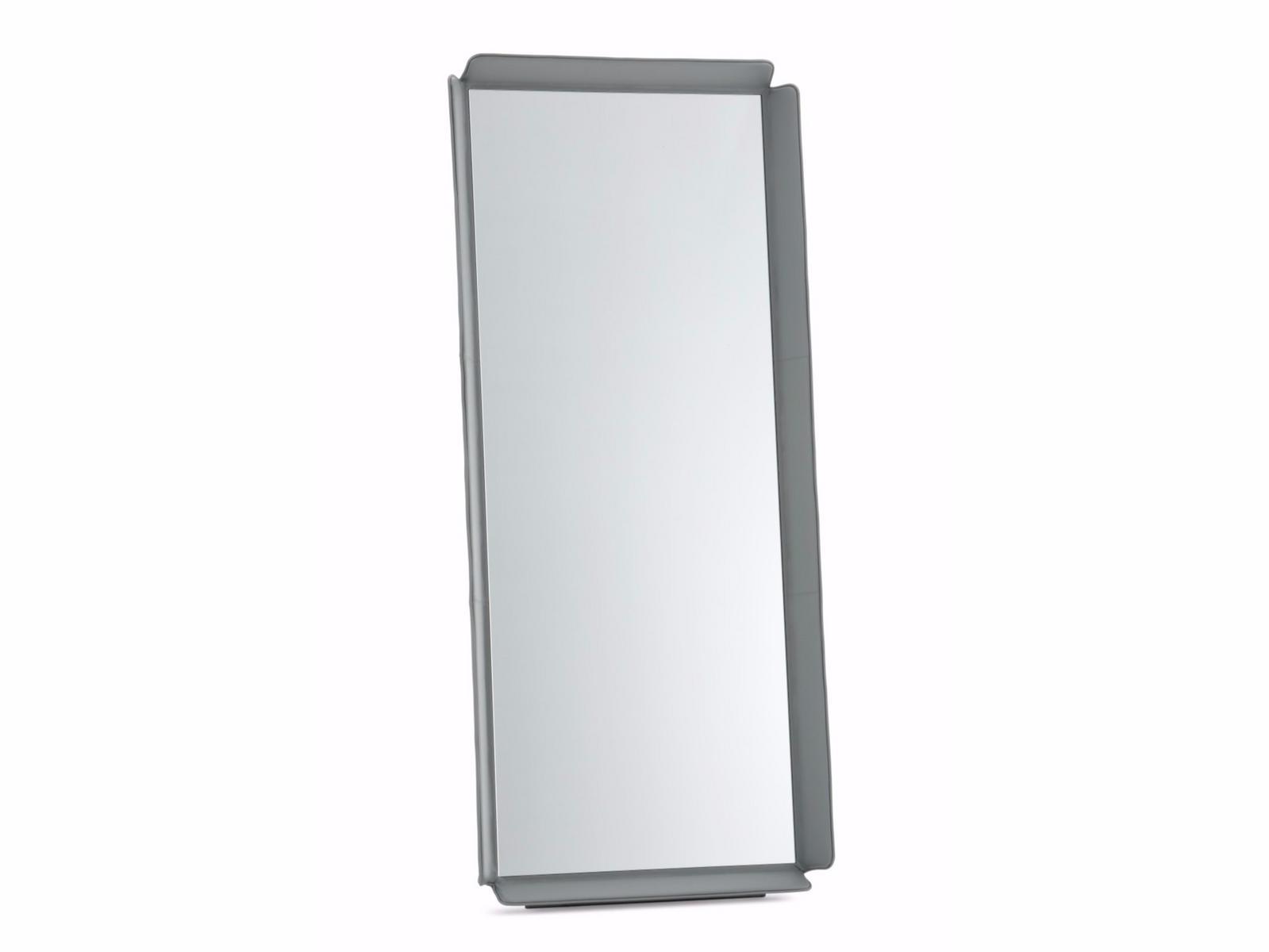 Freestanding mirror | Gentleman by Flou