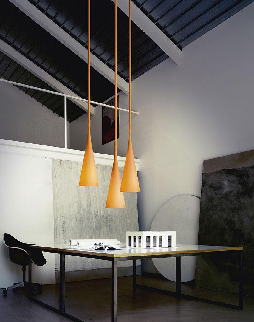 Acrylic pendant lamp | Uto by Foscarini