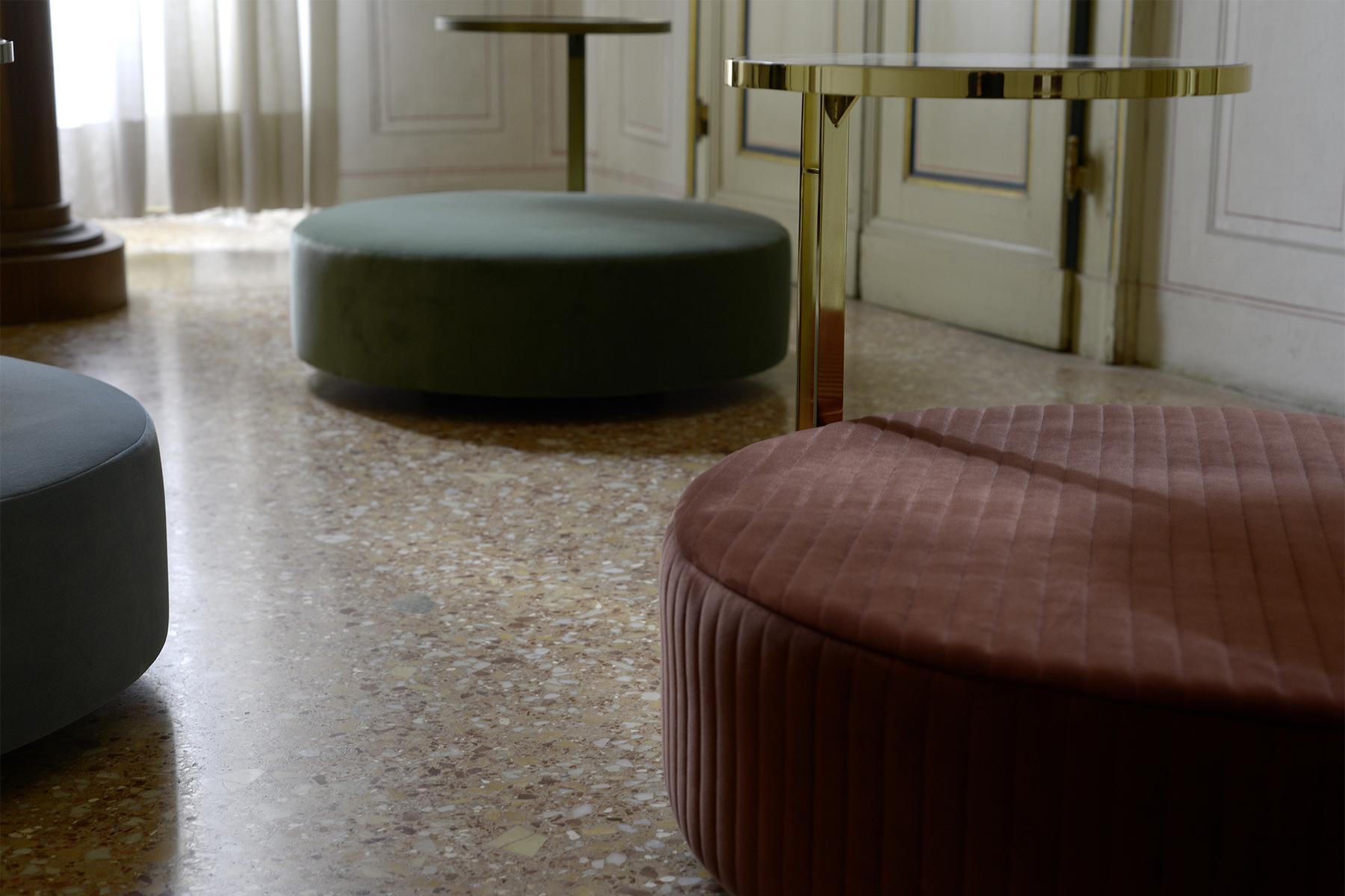 Upholstered round fabric pouf | Febe by Domingo salotti