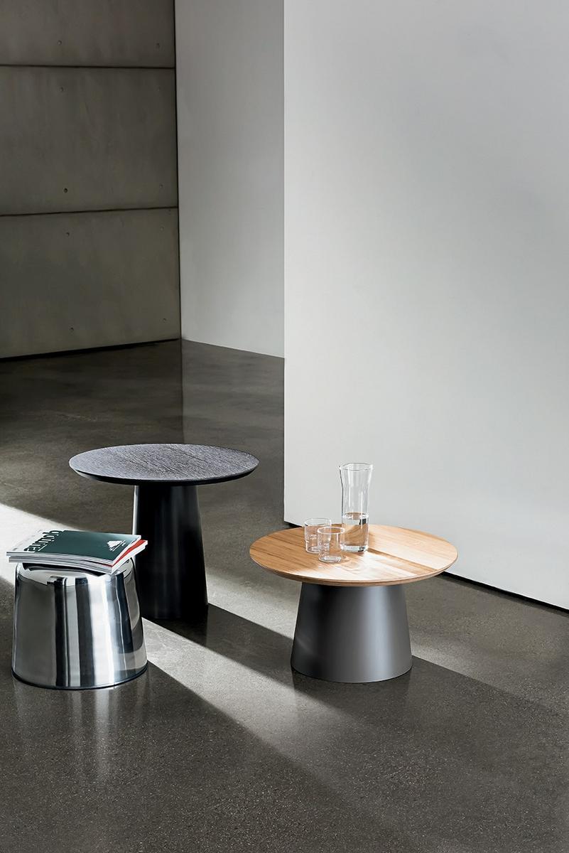 Round glass coffee table | Totem by Sovet