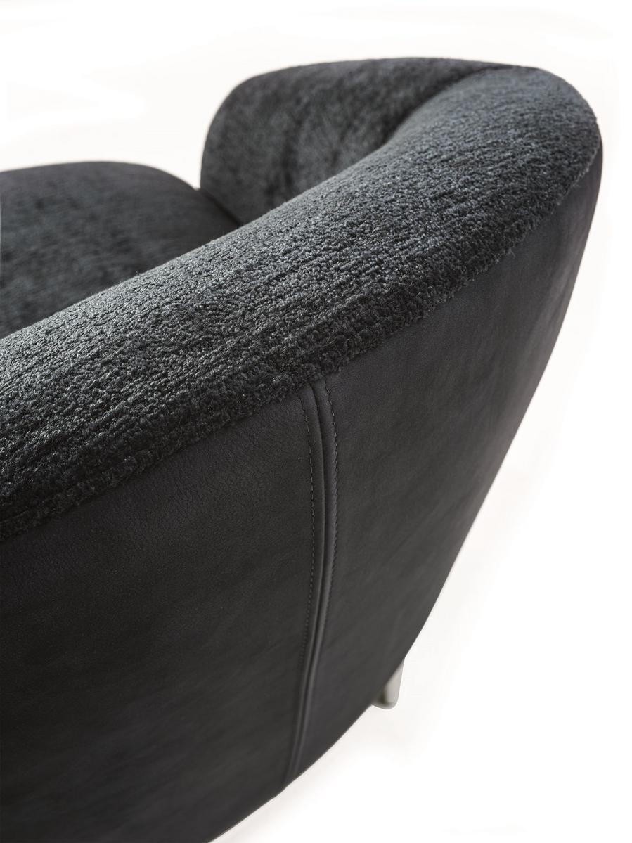 Leather armchair | Lloyd by Longhi