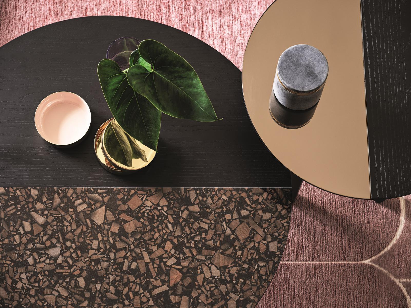 Round wood veneer coffee table | Bam by Calligaris