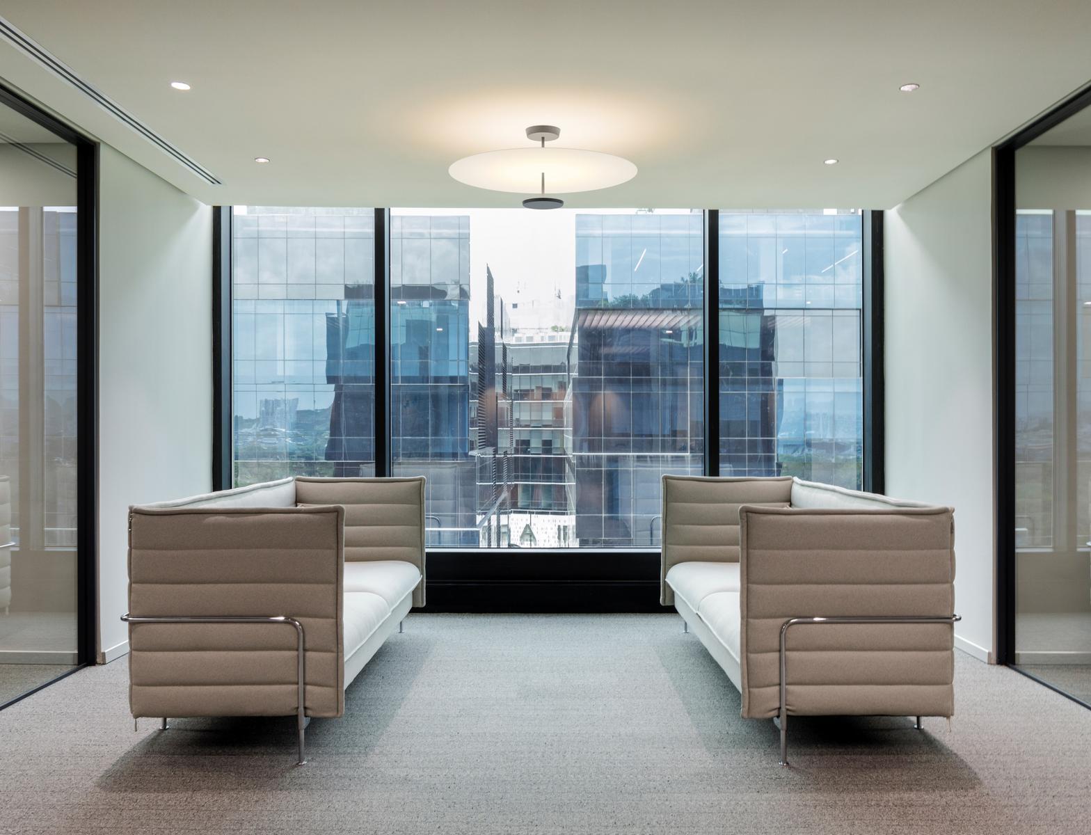 LED metal ceiling lamp | Flat 5926 by Vibia