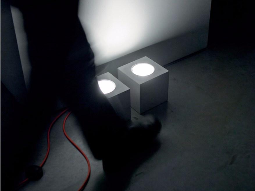 Cement floor lamp | Q by Davide Groppi