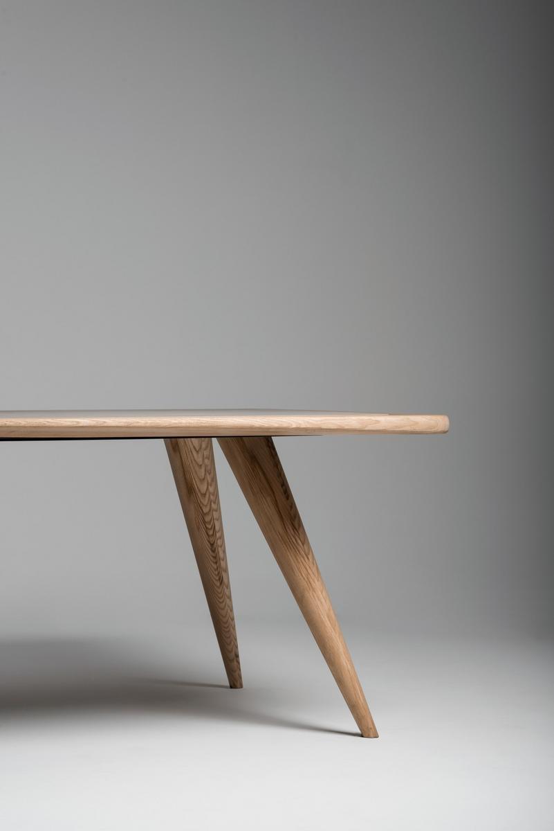 Rectangular cement and oak table | Vertigo by Mantellassi 1926