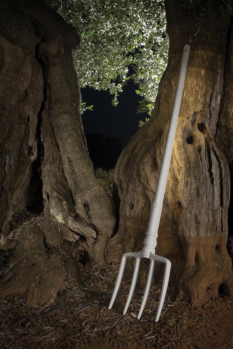 LED technopolymer floor lamp | Tobia by Karman